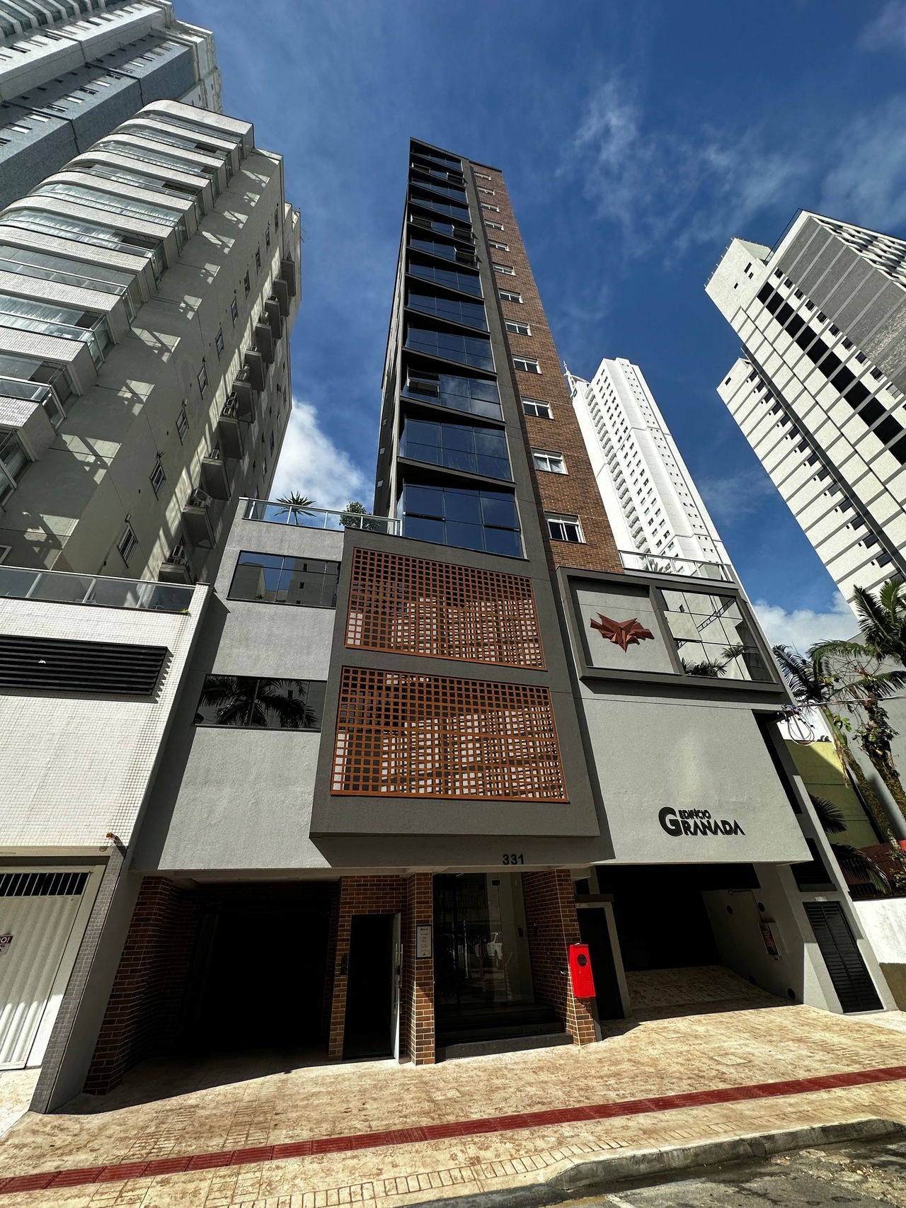 Apartamento em Construção em Balneário Camboriú/SC com 93,17m² área privativa sendo 2 suítes,
