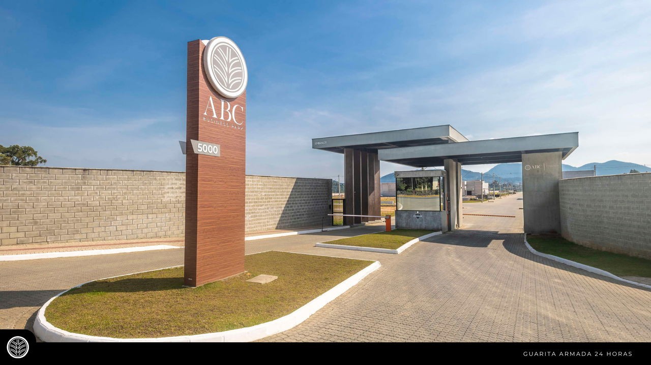 Terreno Pronto para Construir a casa dos sonhos, com 1.249,15m² área privativa, bem localizado