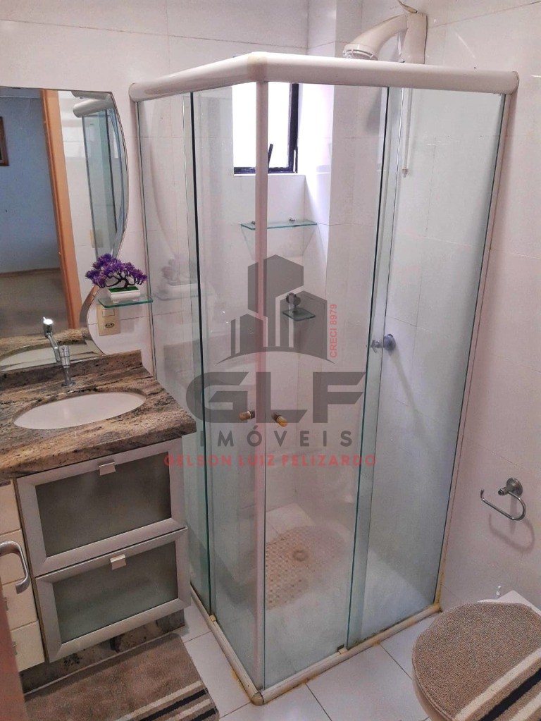 Apartamento Pronto Mobiliado em Itapema/SC no bairro Meia Praia, com 03 dormitórios, sendo 01 suíte e 1 Vaga de garagem. Bem localizado.