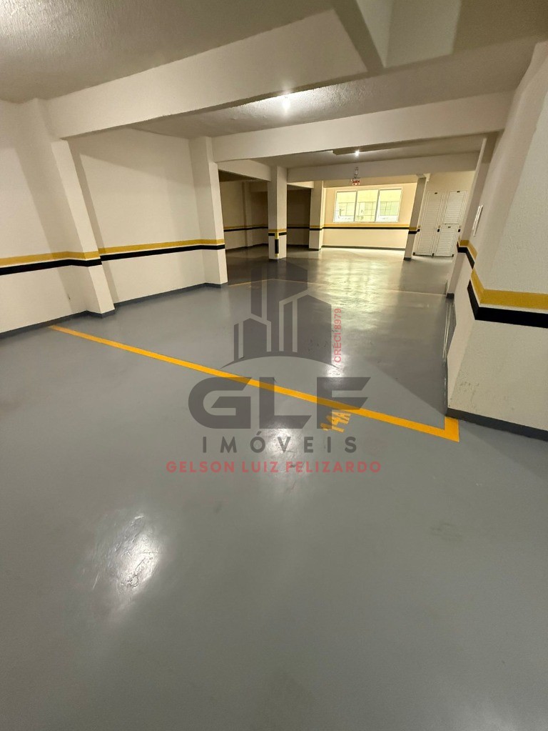 Apartamento Pronto Mobiliado em Itapema/SC bairro Meia Praia com 133m²área privativa sendo 2 suítes, 4 vagas de garagem área de lazer completa
