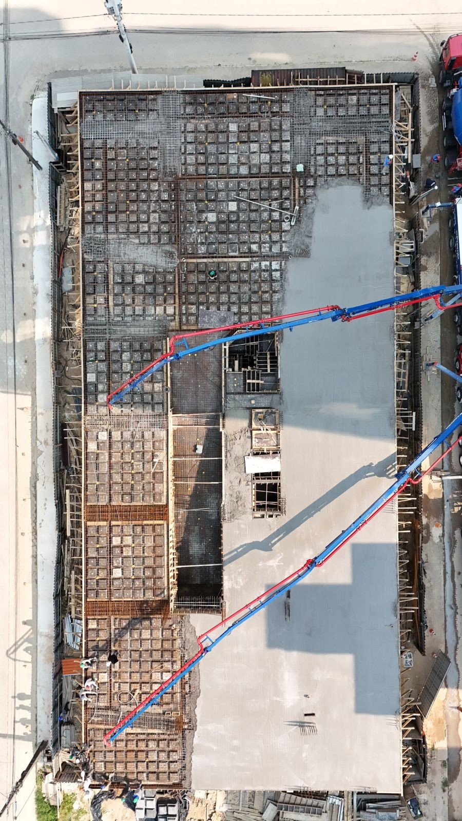 Apartamento em Construção em Porto Belo/SC com 76,70m² área privativa sendo 2 suítes, 1 vaga de garagem