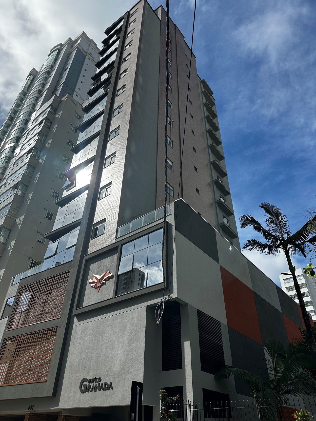 Apartamento em Construção em Balneário Camboriú/SC com 93,17m² área privativa sendo 2 suítes,