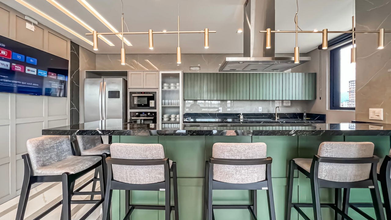 Apartamento Pronto para morar em Porto Belo/SC com 127m² área privativa sendo 2 suítes, 2 vagas de garagem, lazer completo