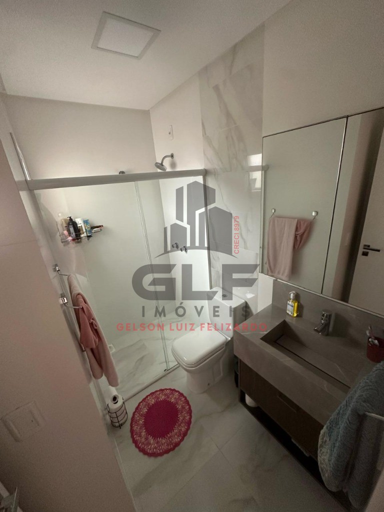 Apartamento Pronto Mobiliado em Itapema/SC bairro Meia Praia com 133m²área privativa sendo 2 suítes, 4 vagas de garagem área de lazer completa