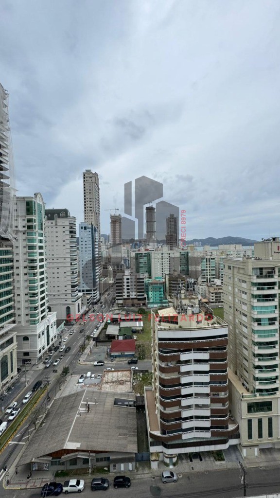 Apartamento de Alto Padrão na cidade de Itapema/SC, no bairro Meia Praia, com 4 Suítes e 3 Vagas de Garagem. Localização Privilegiada. Lazer completo
