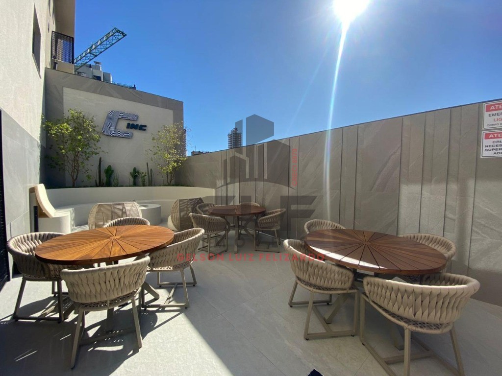 Apartamento Pronto para morar em Porto Belo/SC bairro Pereque, com 144m² área privativa sendo 3 suítes 2 vaga de garagem, área de lazer completa