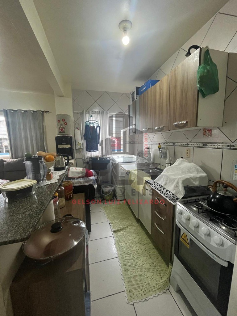 Apartamento Semi Mobiliado na cidade de Itapema/SC no bairro Morretes, com 2 dormitórios e 1 Vaga de garagem. Bem localizado.