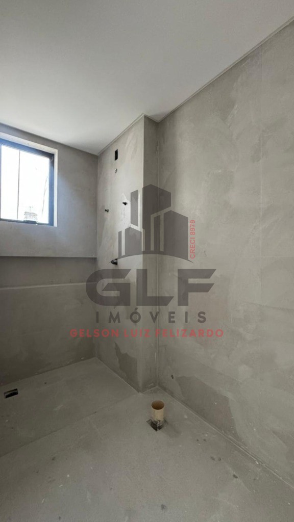 Apartamento de Alto Padrão na cidade de Itapema/SC, no bairro Meia Praia, com 4 Suítes e 3 Vagas de Garagem. Localização Privilegiada. Lazer completo