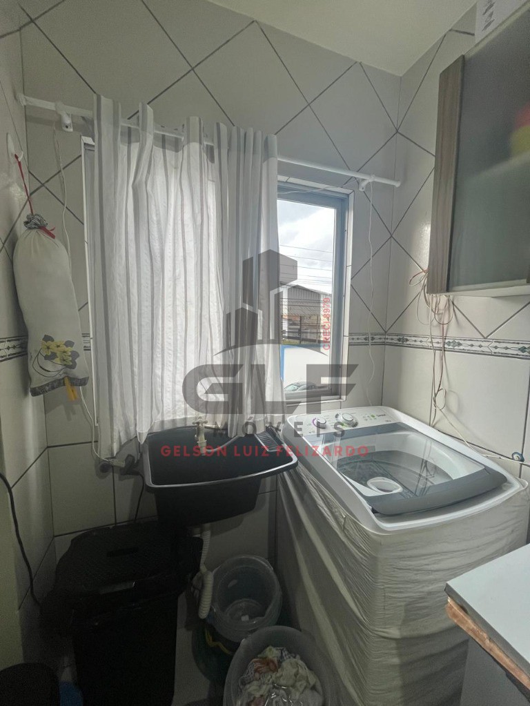 Apartamento Semi Mobiliado na cidade de Itapema/SC no bairro Morretes, com 2 dormitórios e 1 Vaga de garagem. Bem localizado.