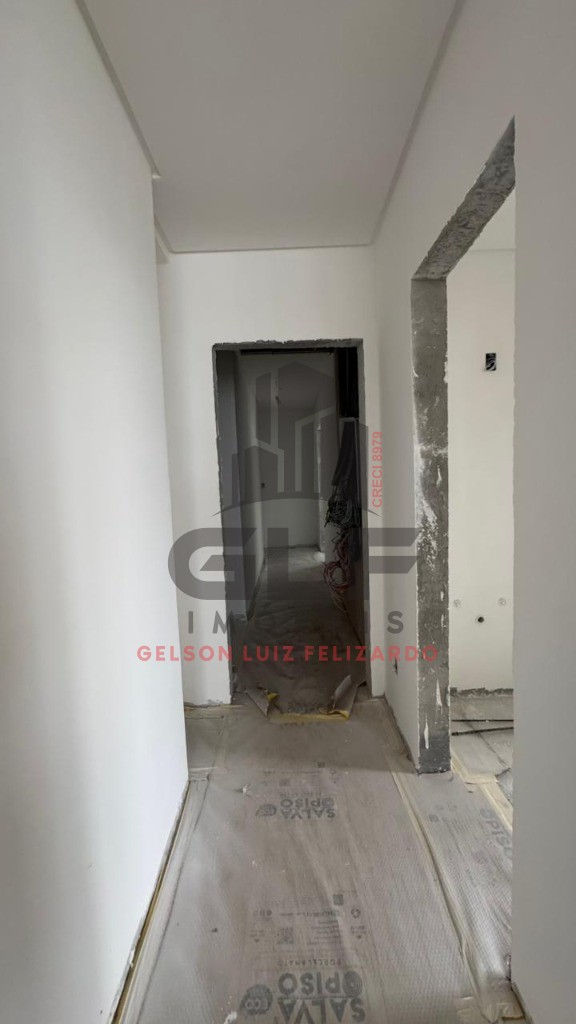 Apartamento de Alto Padrão na cidade de Itapema/SC, no bairro Meia Praia, com 4 Suítes e 3 Vagas de Garagem. Localização Privilegiada. Lazer completo