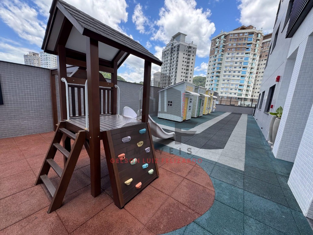 Apartamento de Luxo Pronto em Itapema/SC Bairro Meia Praia com 150m² área privativa sendo 3 suítes, 3 vagas de garagem, área de lazer completa