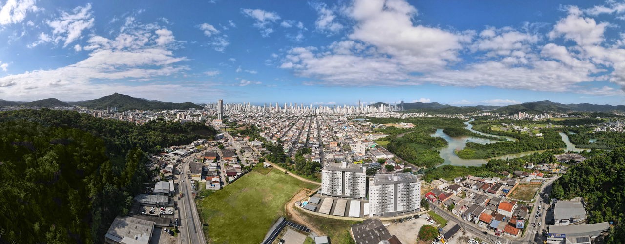 Apartamento em construção em camboriú/sc com 70,42m² área pr