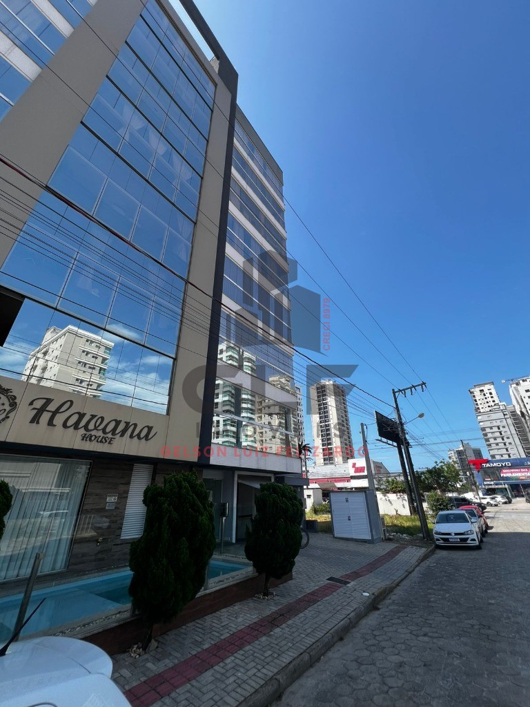 Apartamento Pronto em Porto Belo/SC bairro Pereque, com 118m² área privativa sendo 3 dormitórios e 1 suíte, 1 vaga de garagem, área de lazer completa