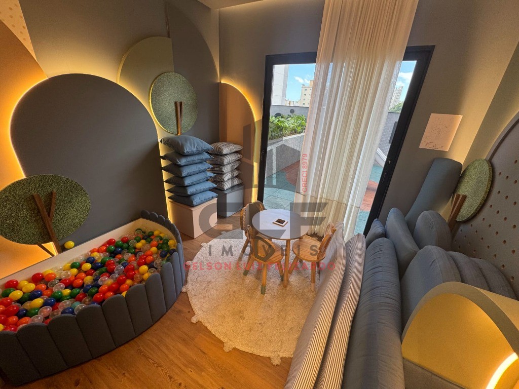 Apartamento de Luxo Pronto em Itapema/SC Bairro Meia Praia com 150m² área privativa sendo 3 suítes, 3 vagas de garagem, área de lazer completa