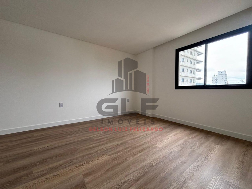 Apartamento Pronto para morar em Porto Belo/SC bairro Pereque, com 144m² área privativa sendo 3 suítes 2 vaga de garagem, área de lazer completa