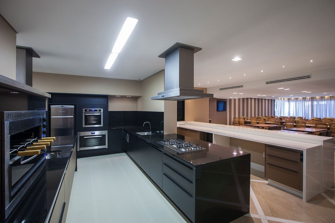 Apartamento Pronto em Balneário Camboriú/SC com 4 suítes 4 vaga de garagem, área de lazer completa