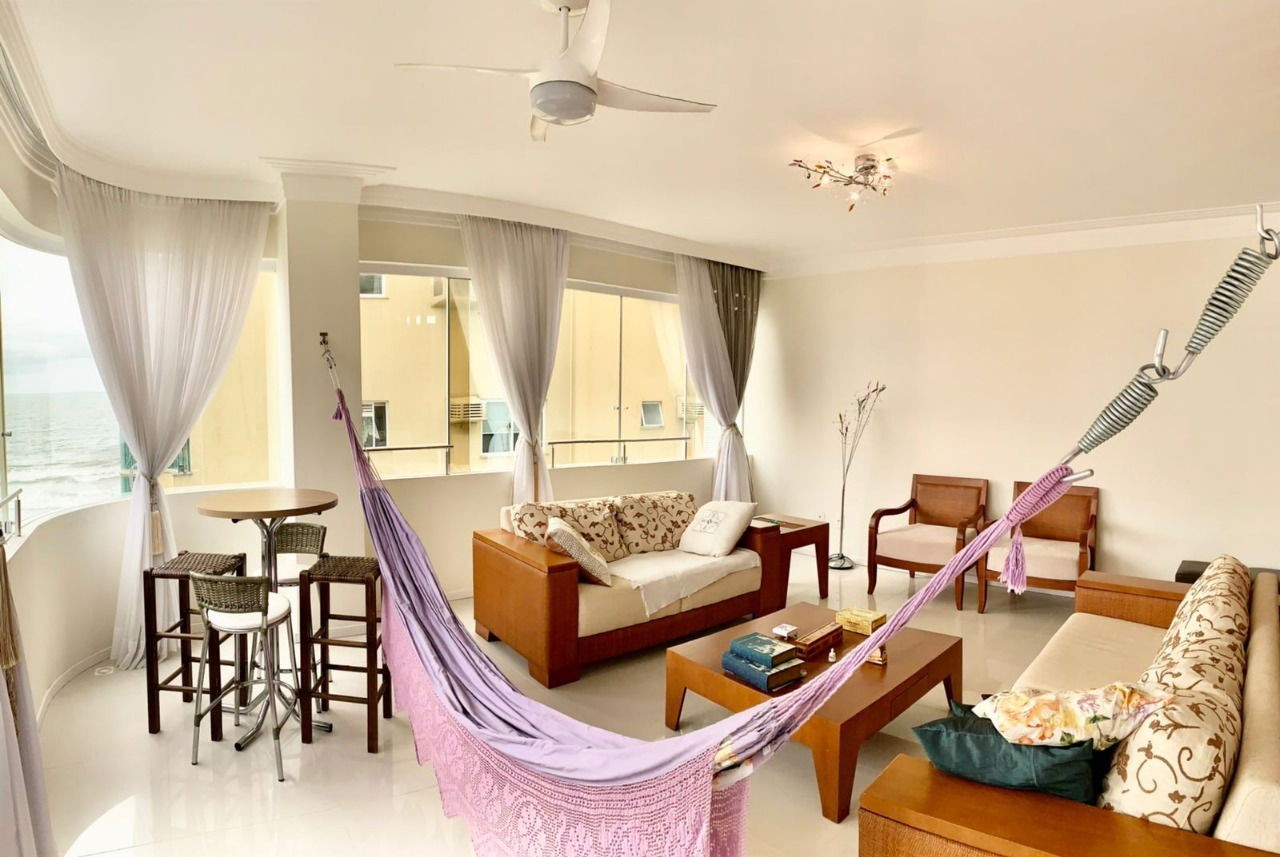 Apartamento Pronto para morar em Itapema/SC bairro Meia Praia com 212m² sendo 3 suítes 2 vaga de garagem