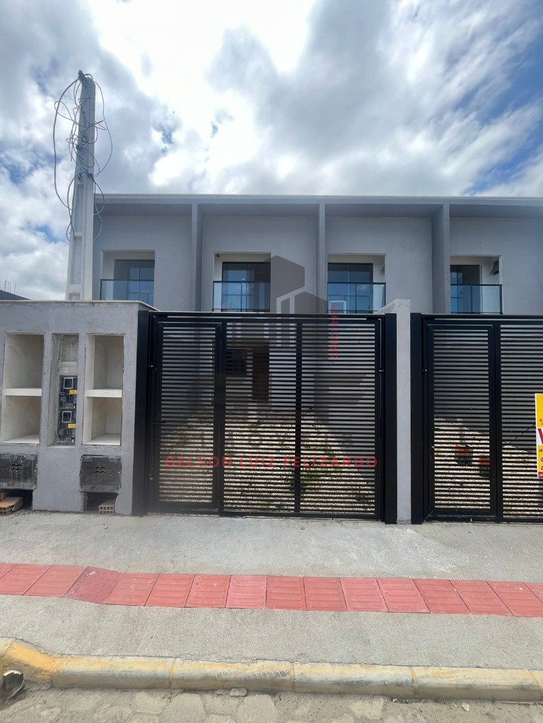 Geminado em Construção em Itapema/SC bairro Morretes 94m²área privativa com 3dormitórios sendo 1suíte 1vaga de garagem, não perca essa oportunidade