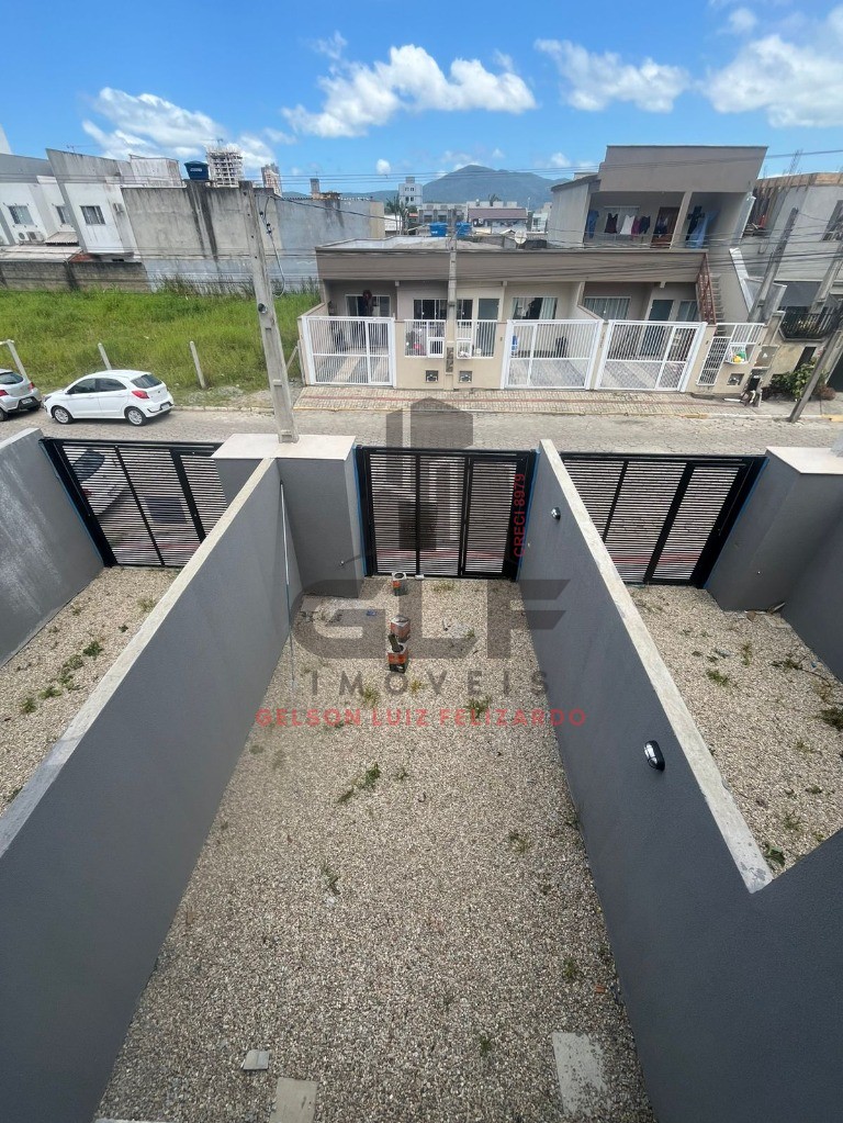 Geminado em Construção em Itapema/SC bairro Morretes 94m²área privativa com 3dormitórios sendo 1suíte 1vaga de garagem, não perca essa oportunidade