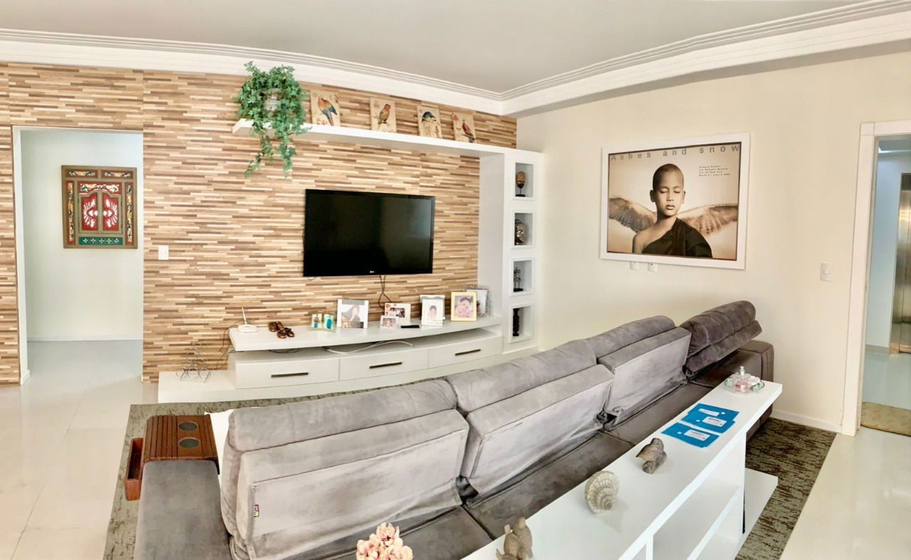 Apartamento Pronto para morar em Itapema/SC bairro Meia Praia com 212m² sendo 3 suítes 2 vaga de garagem