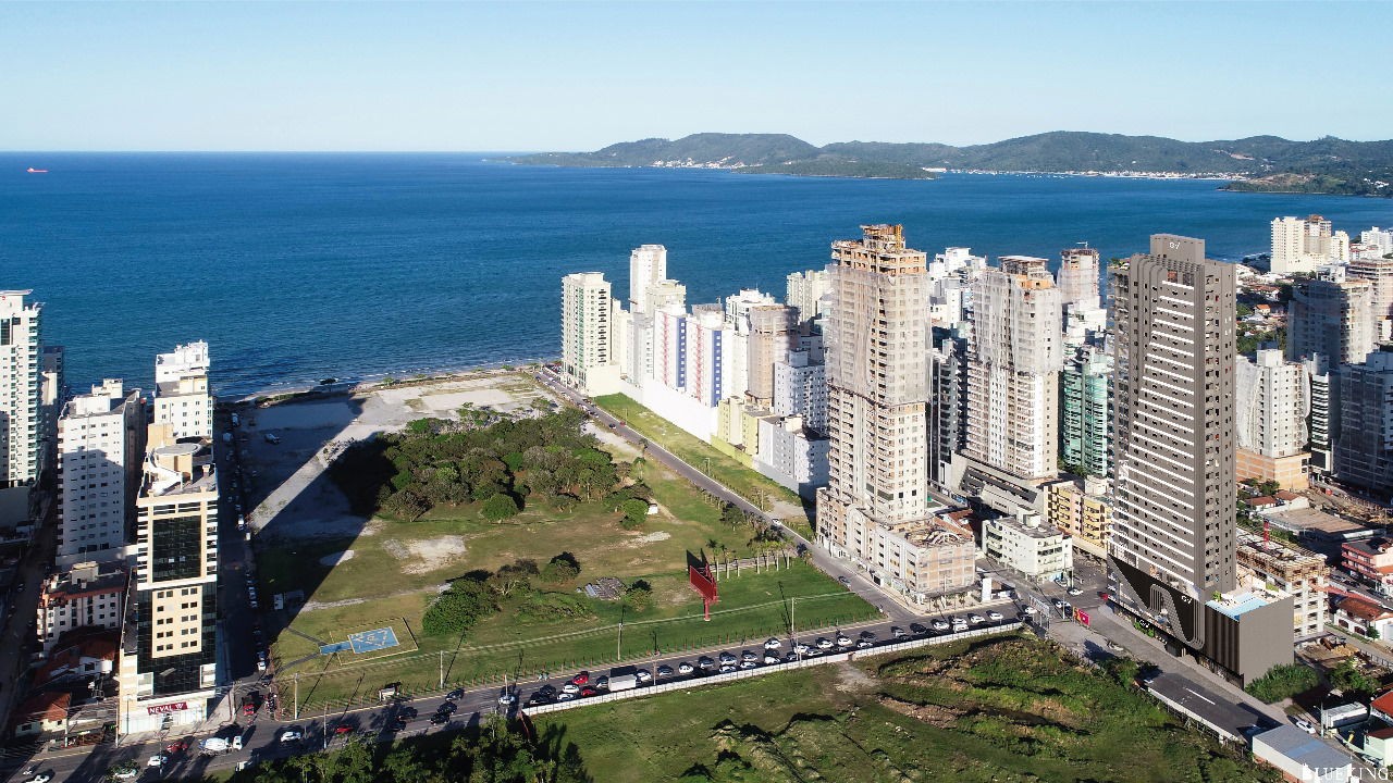 Apartamento em Construção em Itapema/SC bairro Meia Praia, com 202,16m² área privativa sendo 4 suítes 3 vagas de garagem lazer completo