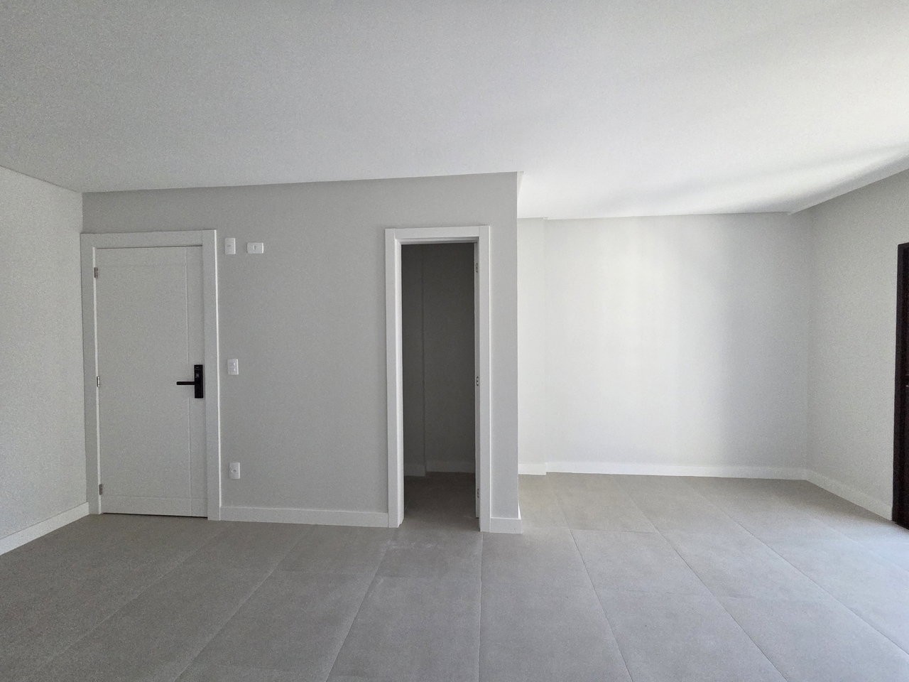 Apartamento Pronto para morar em Itapema/SC bairro Morretes, com 64m² área privativa sendo 2 suítes 1 vaga de garagem
