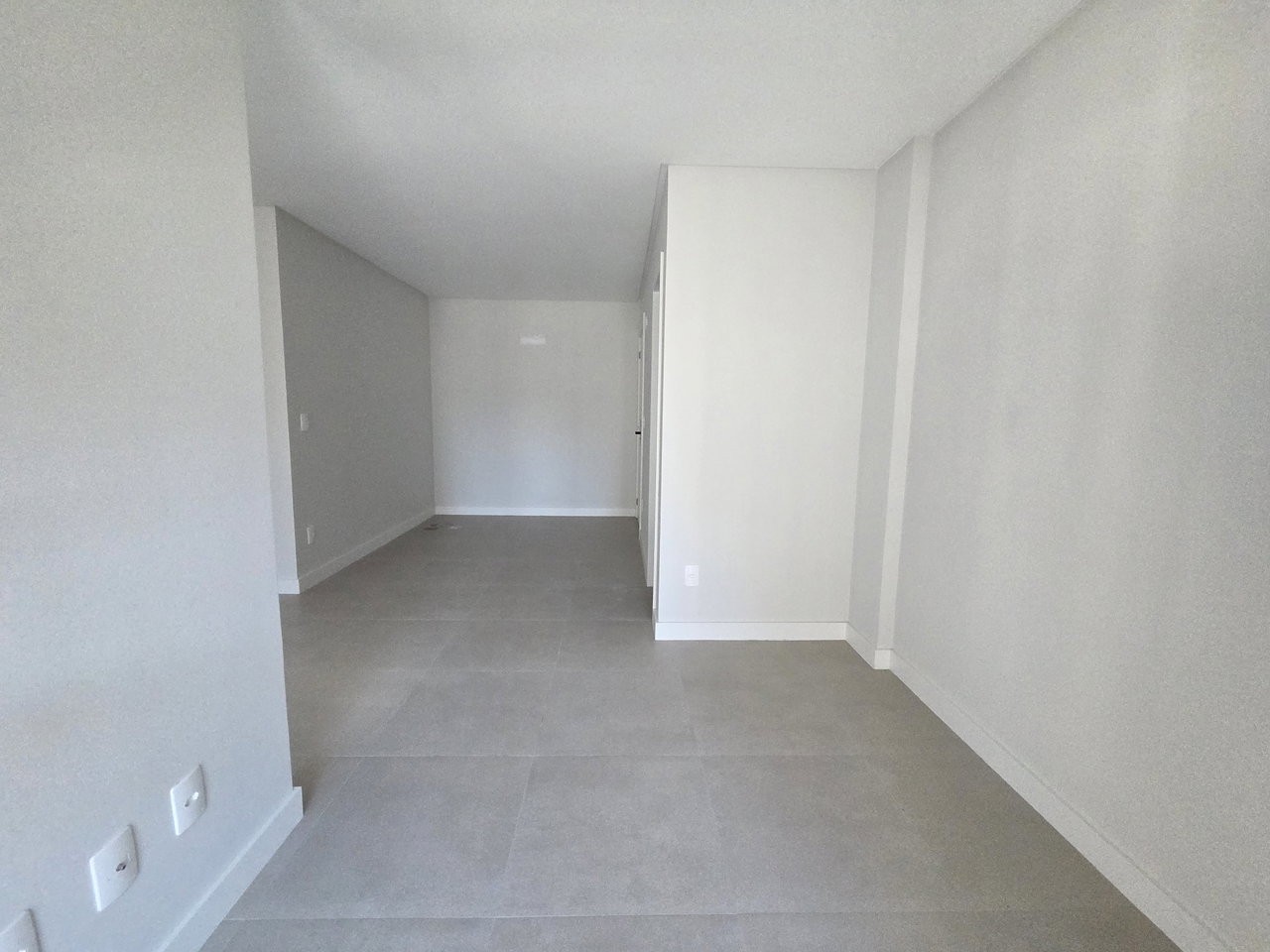 Apartamento Pronto para morar em Itapema/SC bairro Morretes, com 64m² área privativa sendo 2 suítes 1 vaga de garagem