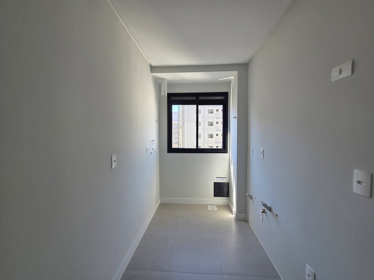 Apartamento Pronto para morar em Itapema/SC bairro Morretes, com 64m² área privativa sendo 2 suítes 1 vaga de garagem