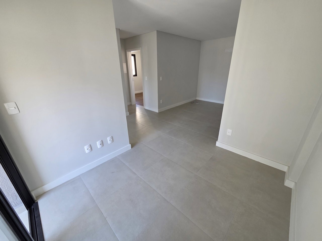 Apartamento Pronto para morar em Itapema/SC bairro Morretes, com 64m² área privativa sendo 2 suítes 1 vaga de garagem