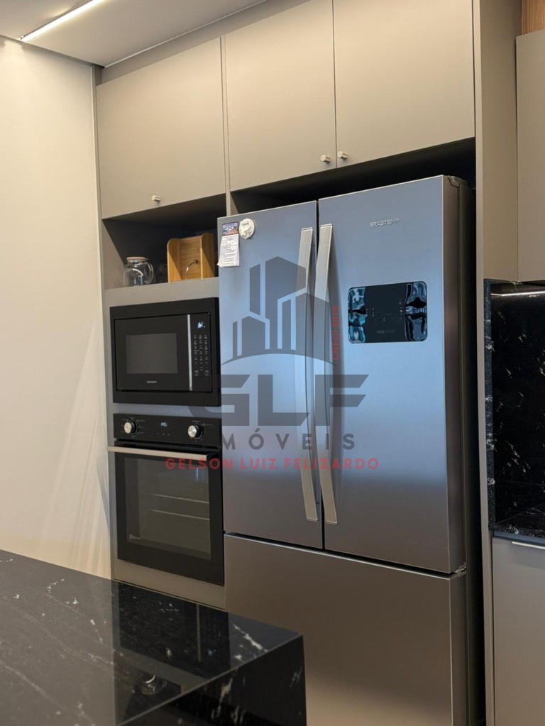APARTAMENTO DE ALTO PADRÃO À VENDA EM MEIA PRAIA ? ITAPEMA/SC, com 125m² área privativa sendo 3 suítes, 2 vagas de garagem, lazer completo