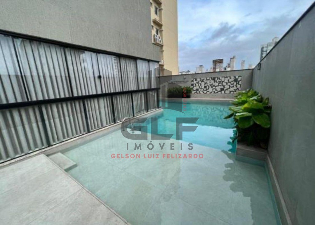 APARTAMENTO DE ALTO PADRÃO À VENDA EM MEIA PRAIA ? ITAPEMA/SC, com 125m² área privativa sendo 3 suítes, 2 vagas de garagem, lazer completo