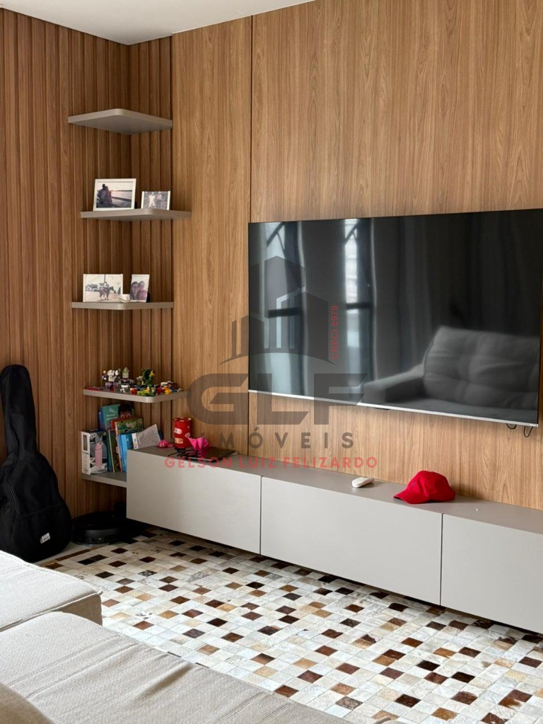 APARTAMENTO DE ALTO PADRÃO À VENDA EM MEIA PRAIA ? ITAPEMA/SC, com 125m² área privativa sendo 3 suítes, 2 vagas de garagem, lazer completo