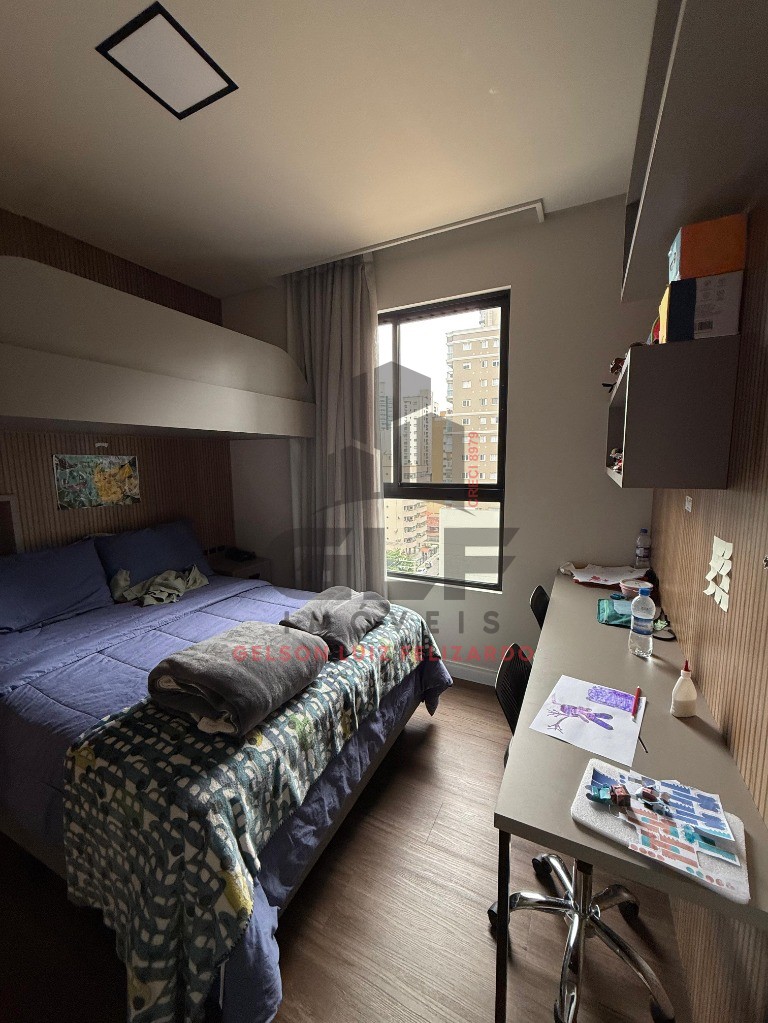 APARTAMENTO DE ALTO PADRÃO À VENDA EM MEIA PRAIA ? ITAPEMA/SC, com 125m² área privativa sendo 3 suítes, 2 vagas de garagem, lazer completo