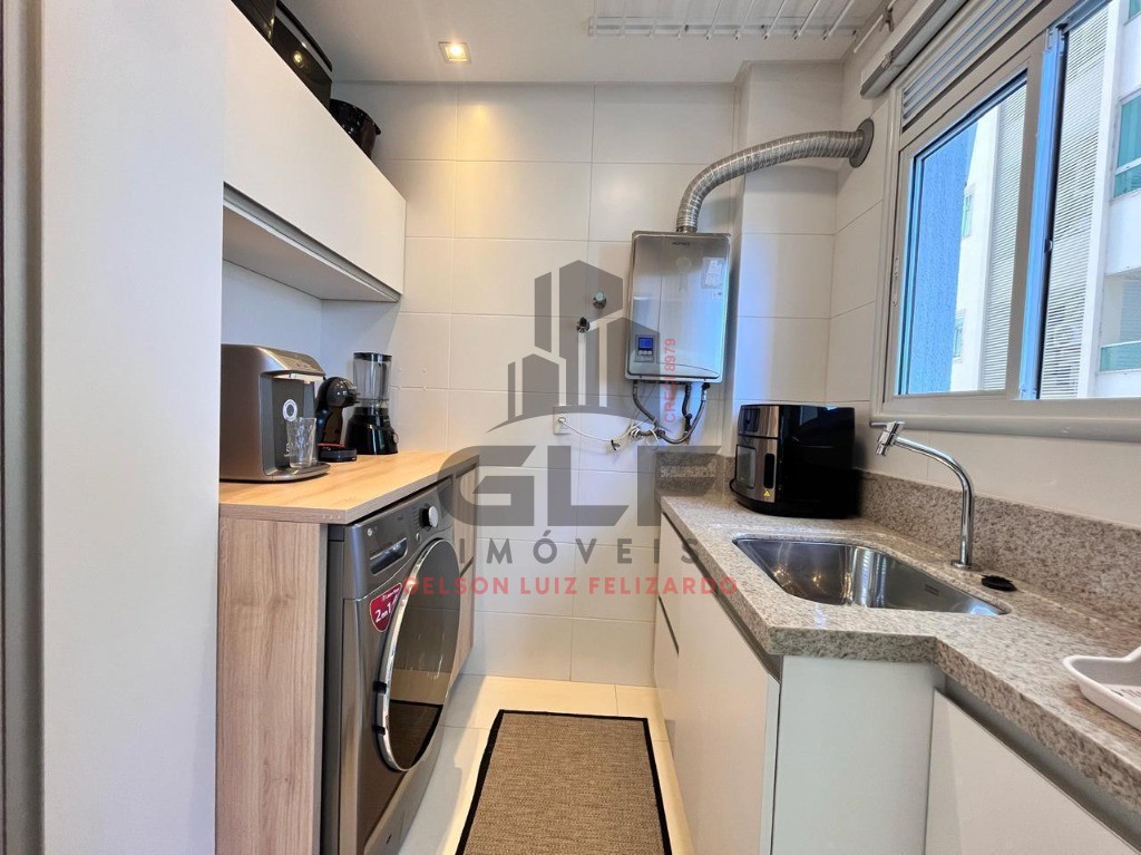 Apartamento pronto em Itapema/SC bairro Meia Praia, com 200m² área privativa sendo 4 suítes 3 vagas de garagem, lazer completo