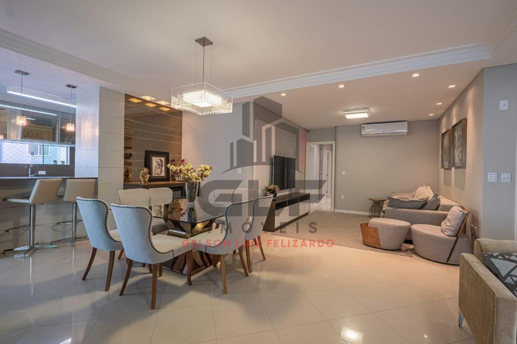 Apartamento a venda em Itapema/SC bairro Meia Praia, com 260,78m² área privativa sendo 4 suítes 2 vagas de garagem 5 banheiros, área de lazer completa