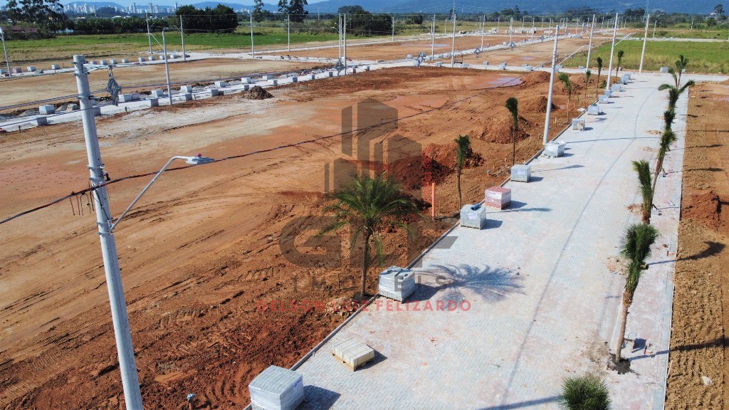 Terrenos à venda no loteamento sonho real no bairro sertão d