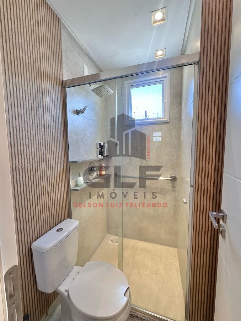 Vende se apartamento pronto em Itapema/SC bairro Centro, com 117m² área privativa sendo 3 dormitórios 3 vagas de garagem lazer completo