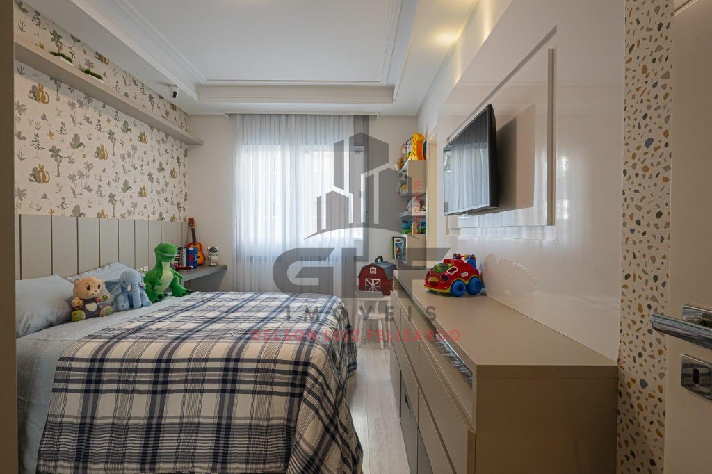 Apartamento a venda em Itapema/SC bairro Meia Praia, com 260,78m² área privativa sendo 4 suítes 2 vagas de garagem 5 banheiros, área de lazer completa