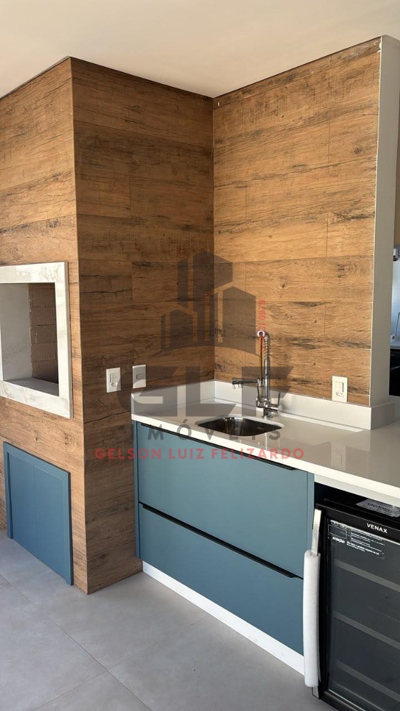Apartamento a venda em Itapema/SC bairro Meia Praia, com 132,90m² área privativa sendo 3 suítes, 2 vagas de garagem, lazer completo