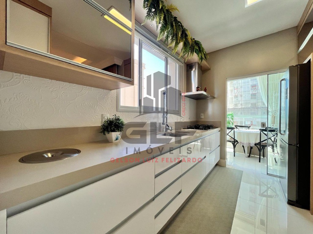 Apartamento pronto em Itapema/SC bairro Meia Praia, com 200m² área privativa sendo 4 suítes 3 vagas de garagem, lazer completo