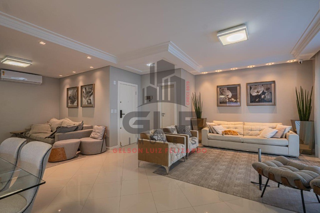 Apartamento a venda em Itapema/SC bairro Meia Praia, com 260,78m² área privativa sendo 4 suítes 2 vagas de garagem 5 banheiros, área de lazer completa