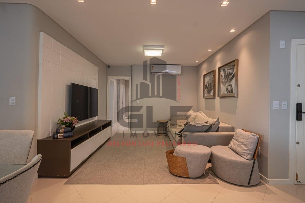 Apartamento a venda em Itapema/SC bairro Meia Praia, com 260,78m² área privativa sendo 4 suítes 2 vagas de garagem 5 banheiros, área de lazer completa