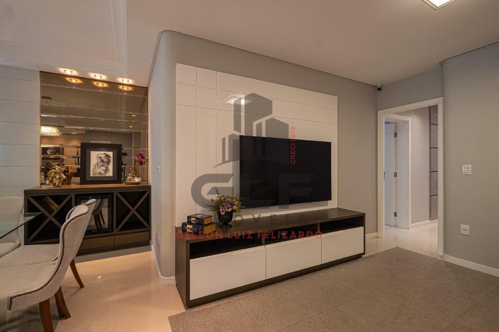 Apartamento a venda em Itapema/SC bairro Meia Praia, com 260,78m² área privativa sendo 4 suítes 2 vagas de garagem 5 banheiros, área de lazer completa