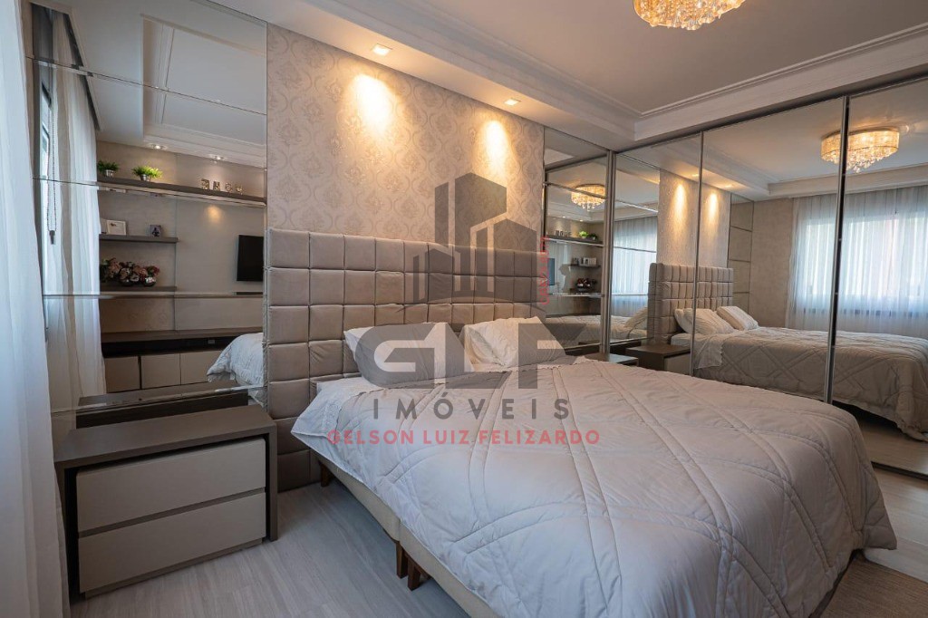 Apartamento a venda em Itapema/SC bairro Meia Praia, com 260,78m² área privativa sendo 4 suítes 2 vagas de garagem 5 banheiros, área de lazer completa