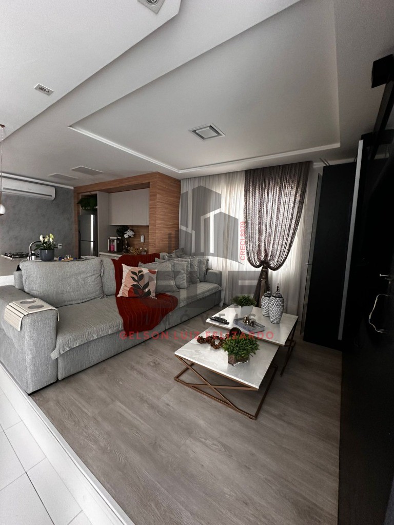 Casa a Vanda ou Locação em Itapema/SC bairro Morretes, com 215m² área privativa, com 3 dormitório sendo 1 suíte, 1 vaga de garagem, e piscina