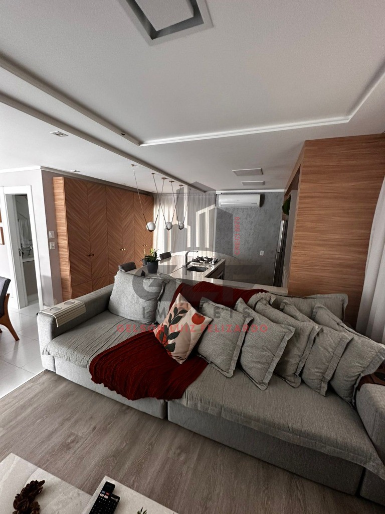 Casa a Vanda ou Locação em Itapema/SC bairro Morretes, com 215m² área privativa, com 3 dormitório sendo 1 suíte, 1 vaga de garagem, e piscina