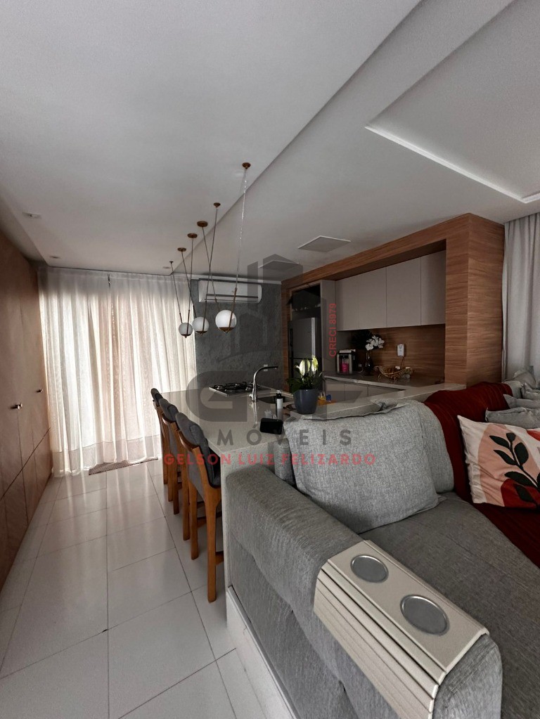 Casa a Vanda ou Locação em Itapema/SC bairro Morretes, com 215m² área privativa, com 3 dormitório sendo 1 suíte, 1 vaga de garagem, e piscina