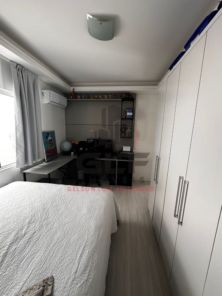Casa a Vanda ou Locação em Itapema/SC bairro Morretes, com 215m² área privativa, com 3 dormitório sendo 1 suíte, 1 vaga de garagem, e piscina