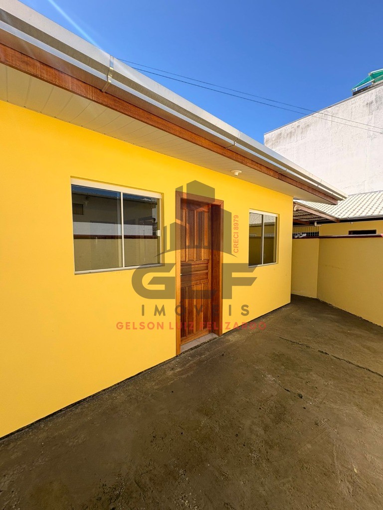 Aluga-se excelente kitnet em Itapema/SC, localizada no bairro Morretes, 55M2 com 2 dormitórios