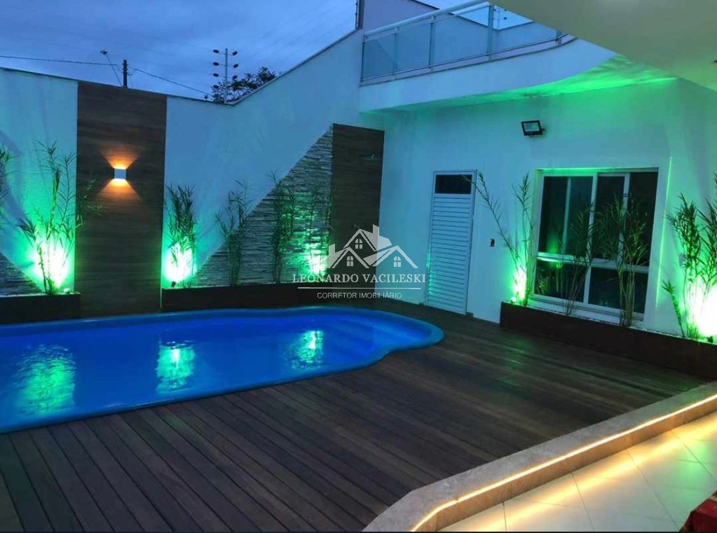 Casa, 3 quartos, 300 m² - Foto 2